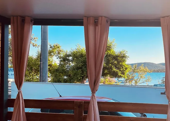 Taja Vortex Kamp alanı Turanj