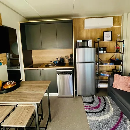 مكان تخييم Taja Vortex توراني